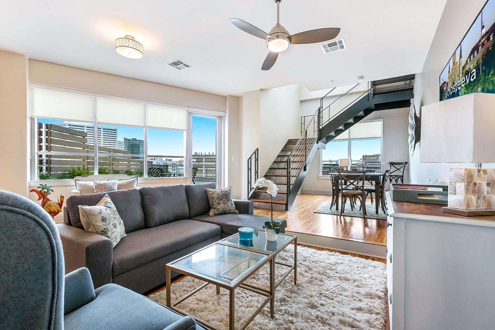 California Building By Hosteeva Appartement